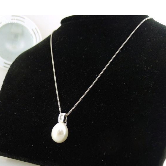 14k Solid White Gold Necklace With 14k Gold Pendant & 9mm Genuine Pearl Quartz - Picture 2 of 13